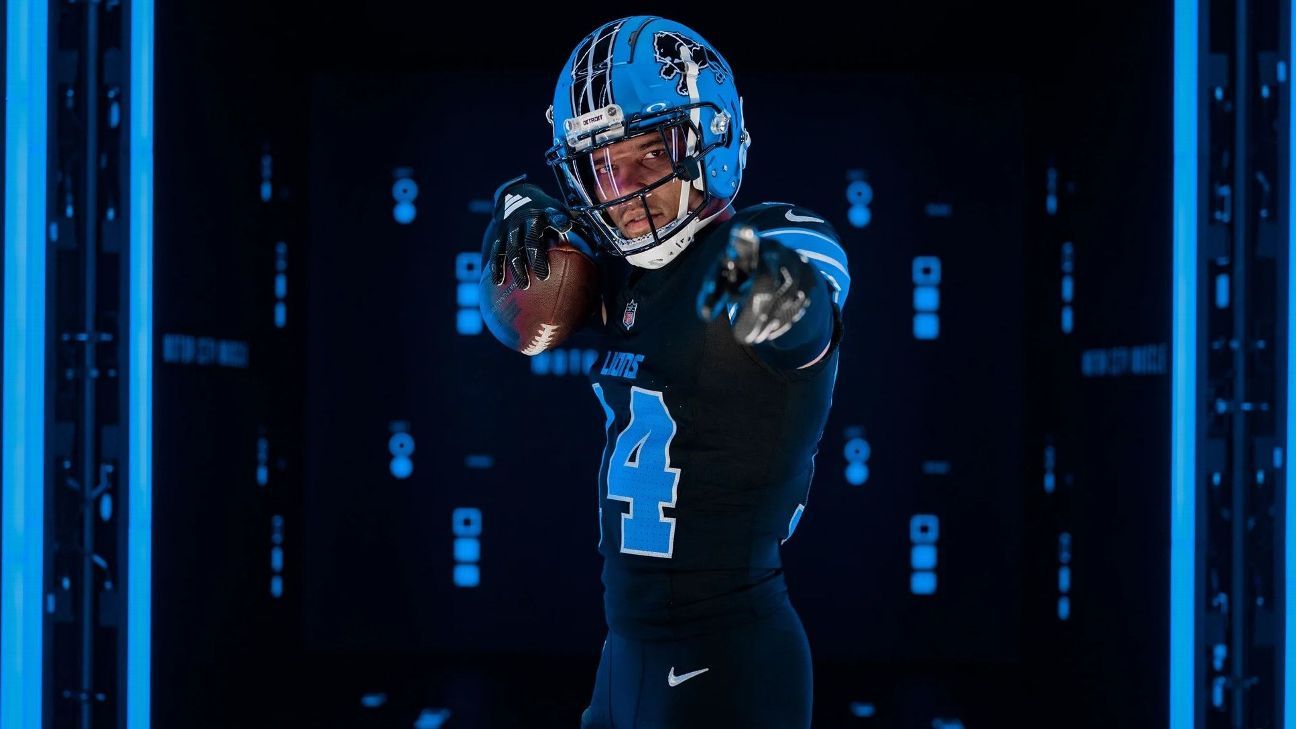 Lions’ new black combination tops Week 4 NFL threads