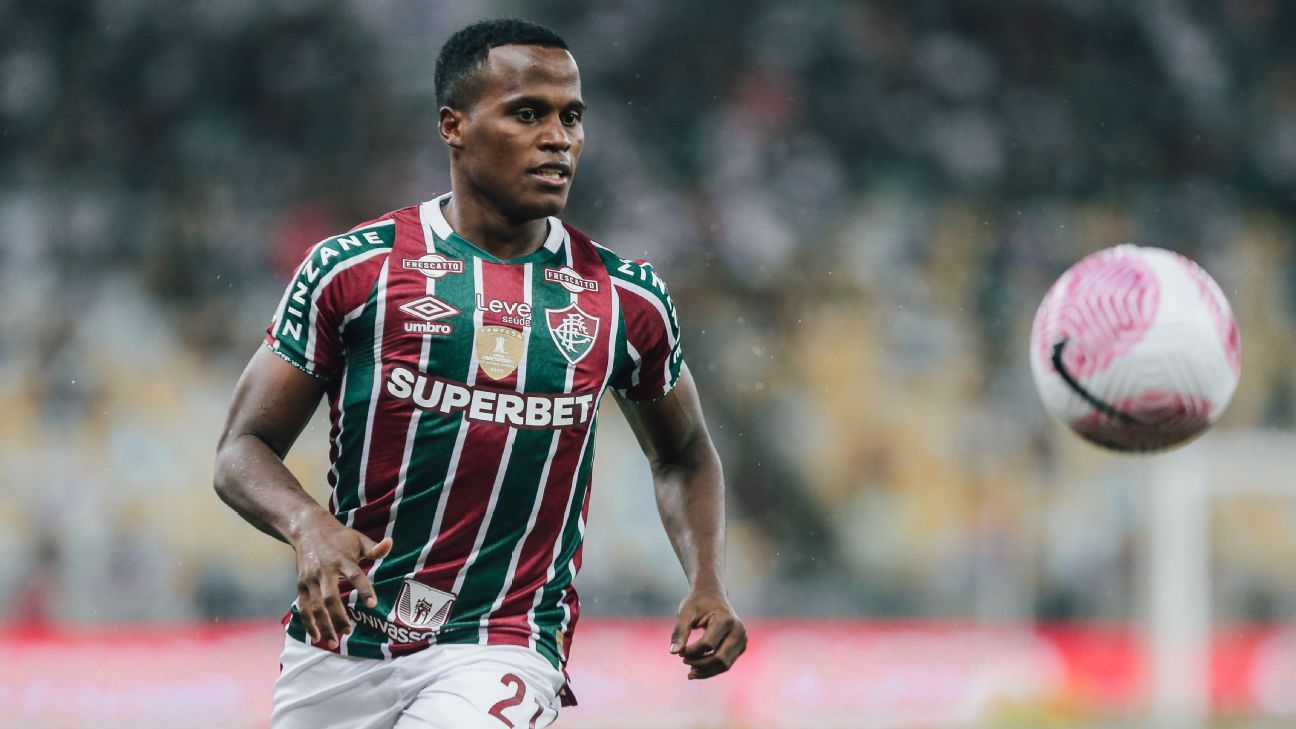 Arias brilha no Fluminense e garante vaga na seleção do Bola de Prata ESPN.