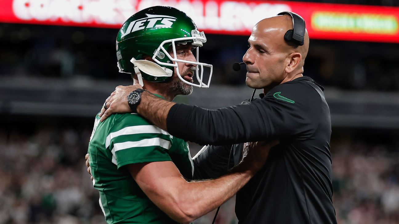 Will firing Robert Saleh solve the issues for struggling Jets, Aaron Rodgers?