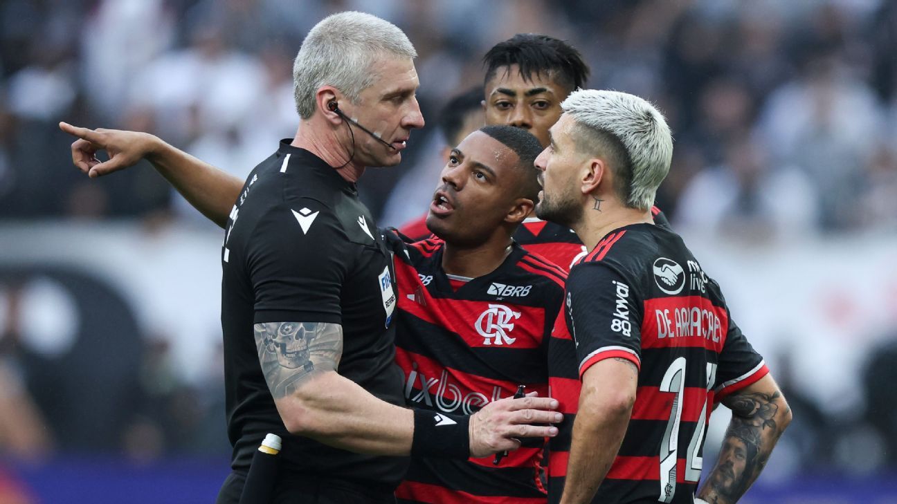 Desabafo de Spindel Critica Uso do VAR Contra Corinthians no Jogo contra Flamengo