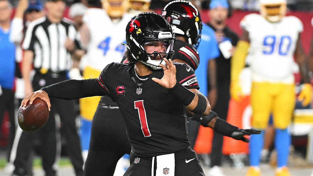 The Cardinals earn an MNF victory over the Chargers with a last-second kick