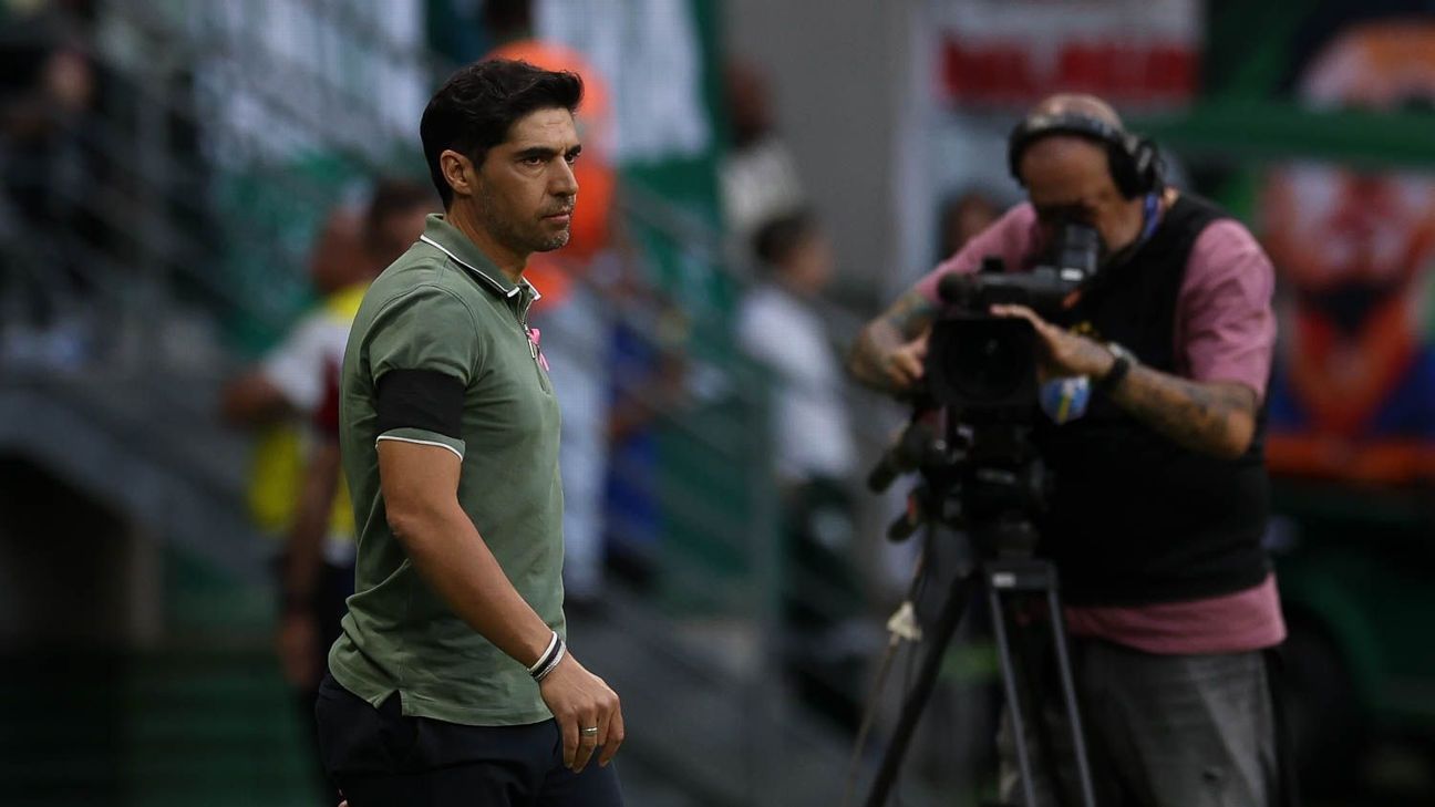 Abel Ferreira critica imprensa por previsões após empate do Palmeiras