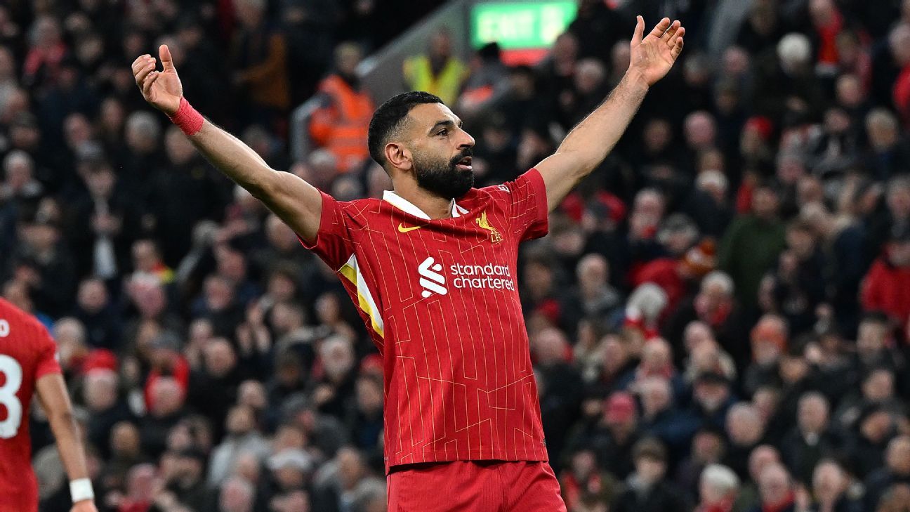 'Mo Salah special' puts Liverpool top as rivals lose