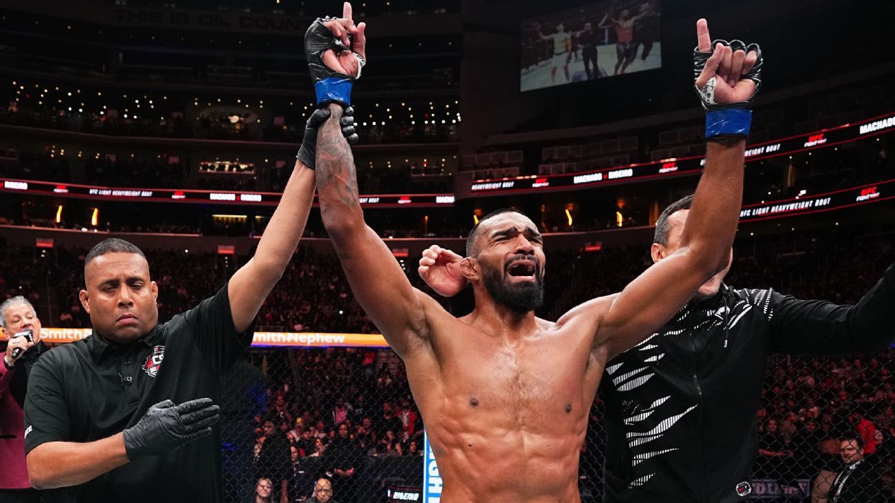 Brendson Ribeiro 'tira a zica', vence a primeira no UFC e cai no choro ...