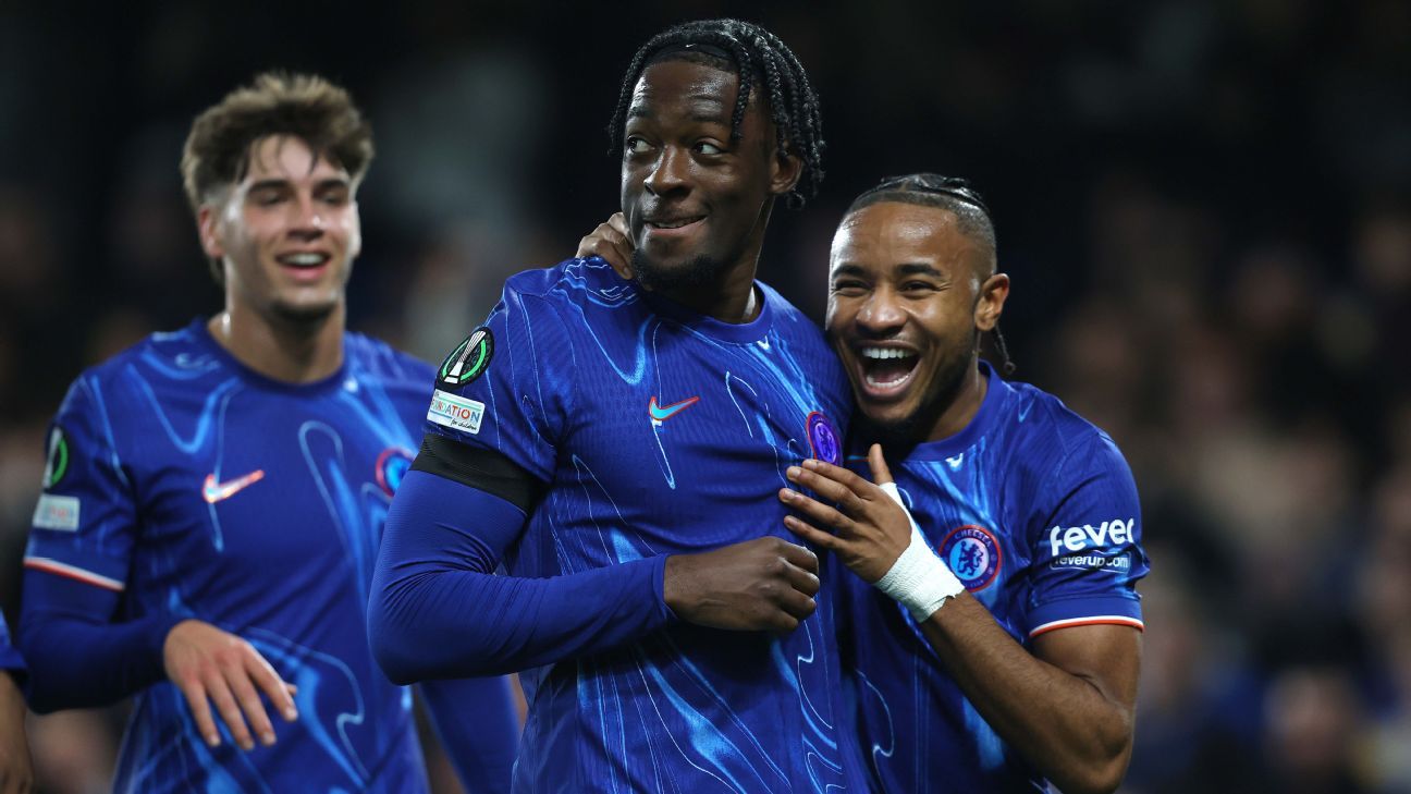 Chelsea break record with 8 goals to sink Noah