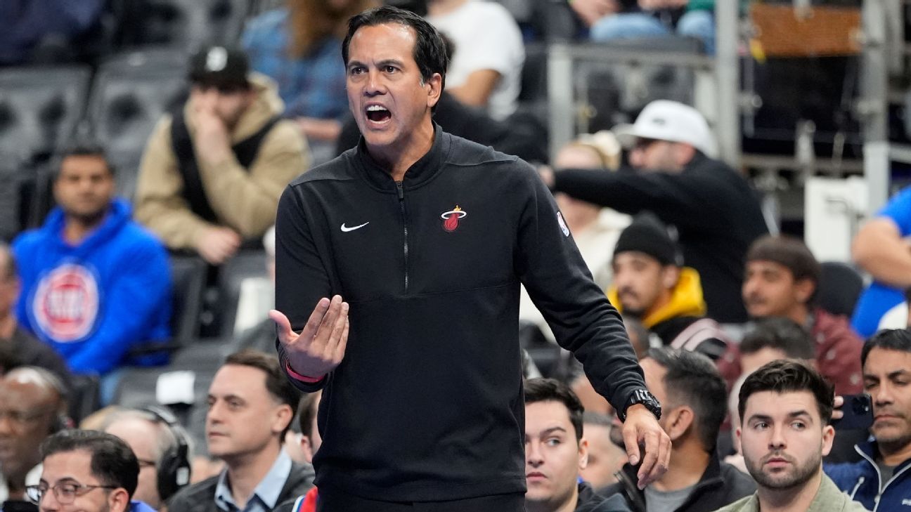 Spo takes blame for 'horrendous' TO gaffe in loss