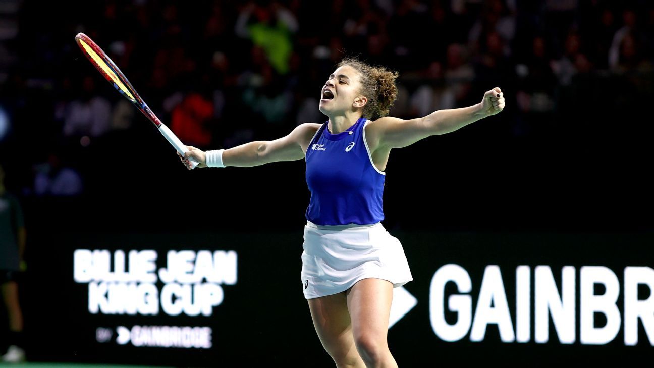 Paolini, Bronzetti wins lead Italy to Billie Jean King Cup title ESPN