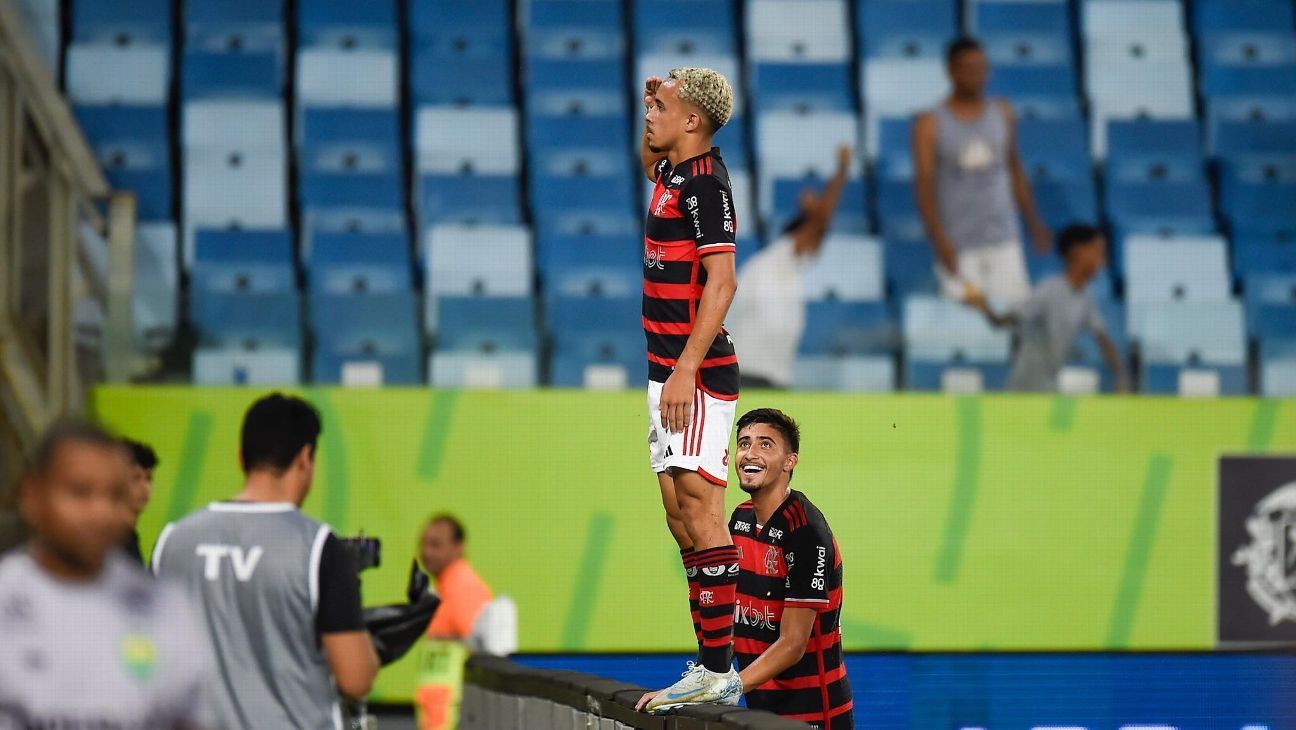 Matheus Gonçalves elogia Filipe Luís e sua proximidade com jogadores no Flamengo