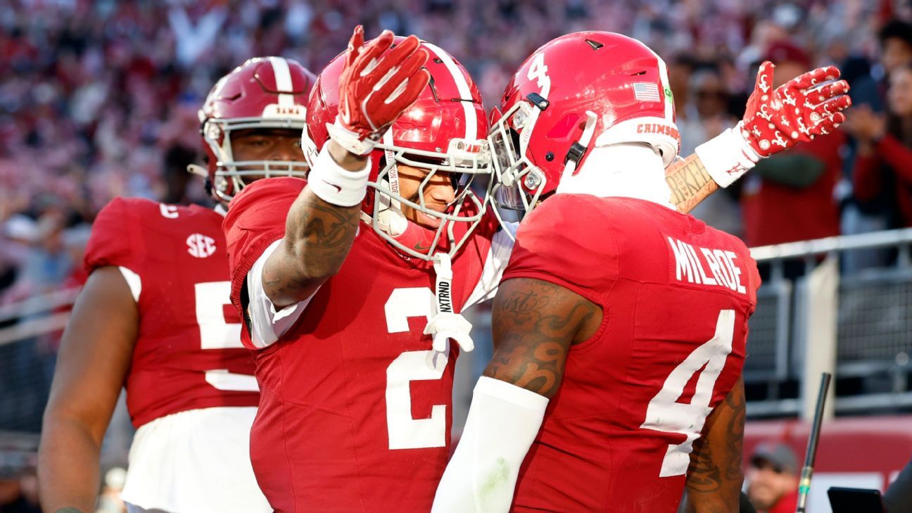Alabama shifts to betting favorite to make CFP