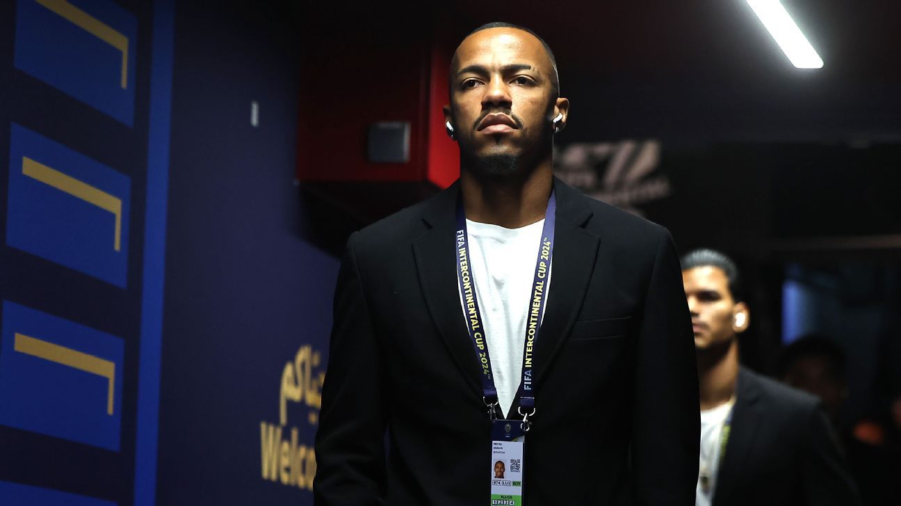 Palmeiras reage e avalia entrar na disputa por Marlon Freitas, interesse agita os bastidores do futebol