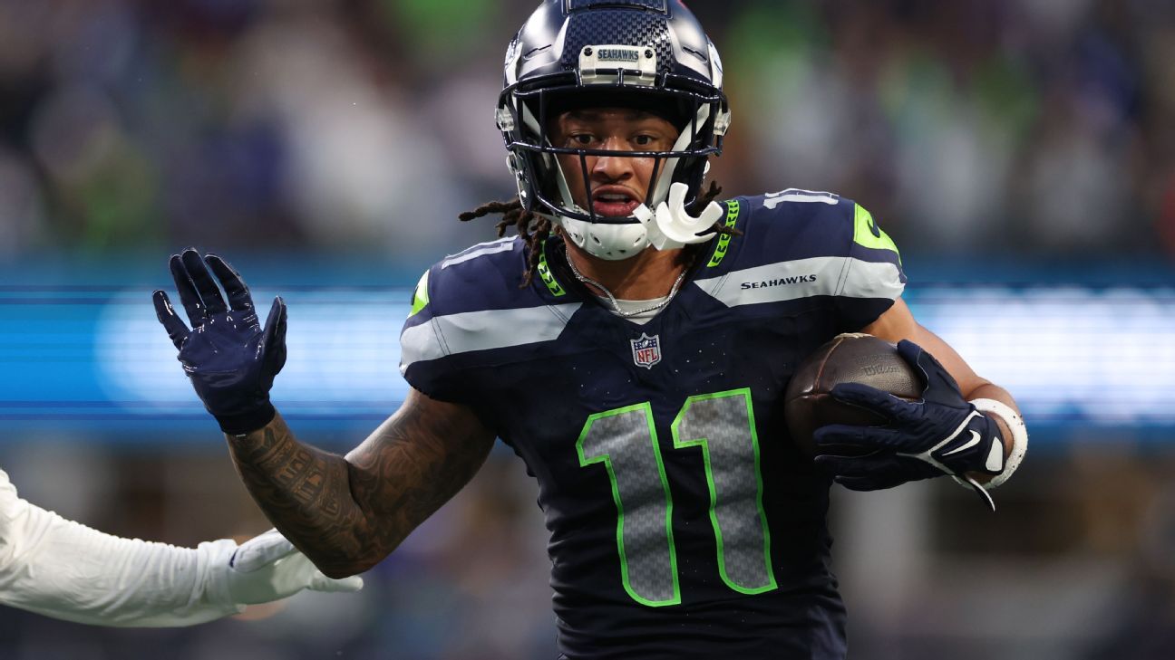 2024 NFL Week 17 betting Seattle Seahawks at Chicago Bears picks