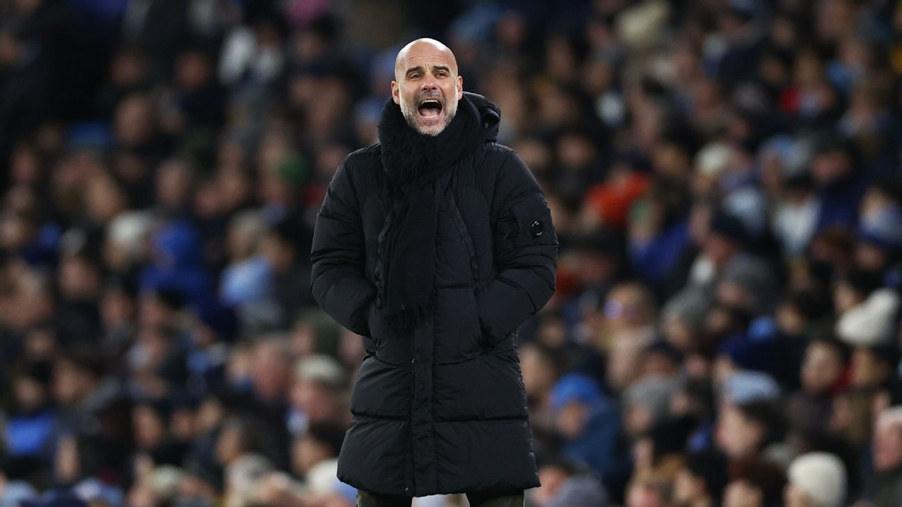 Guardiola demonstra irritação ao ser questionado sobre reforços no Manchester City.