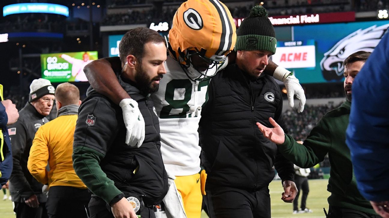 Injuries further mar Packers’ season-ending loss