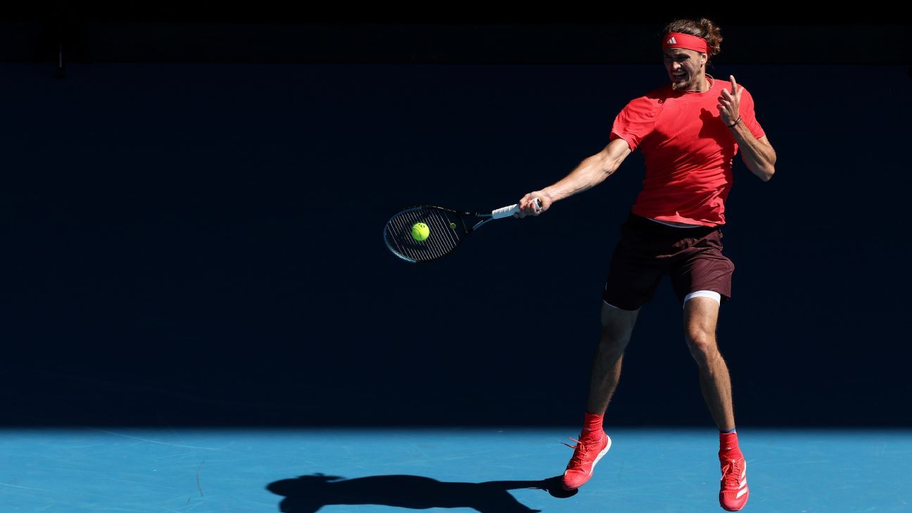 Zverev into Australian Open semis over Paul