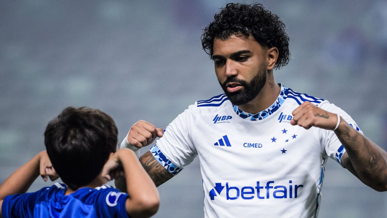 Gabigol marca hat-trick e impressiona em vitória do Cruzeiro pós-Diniz.