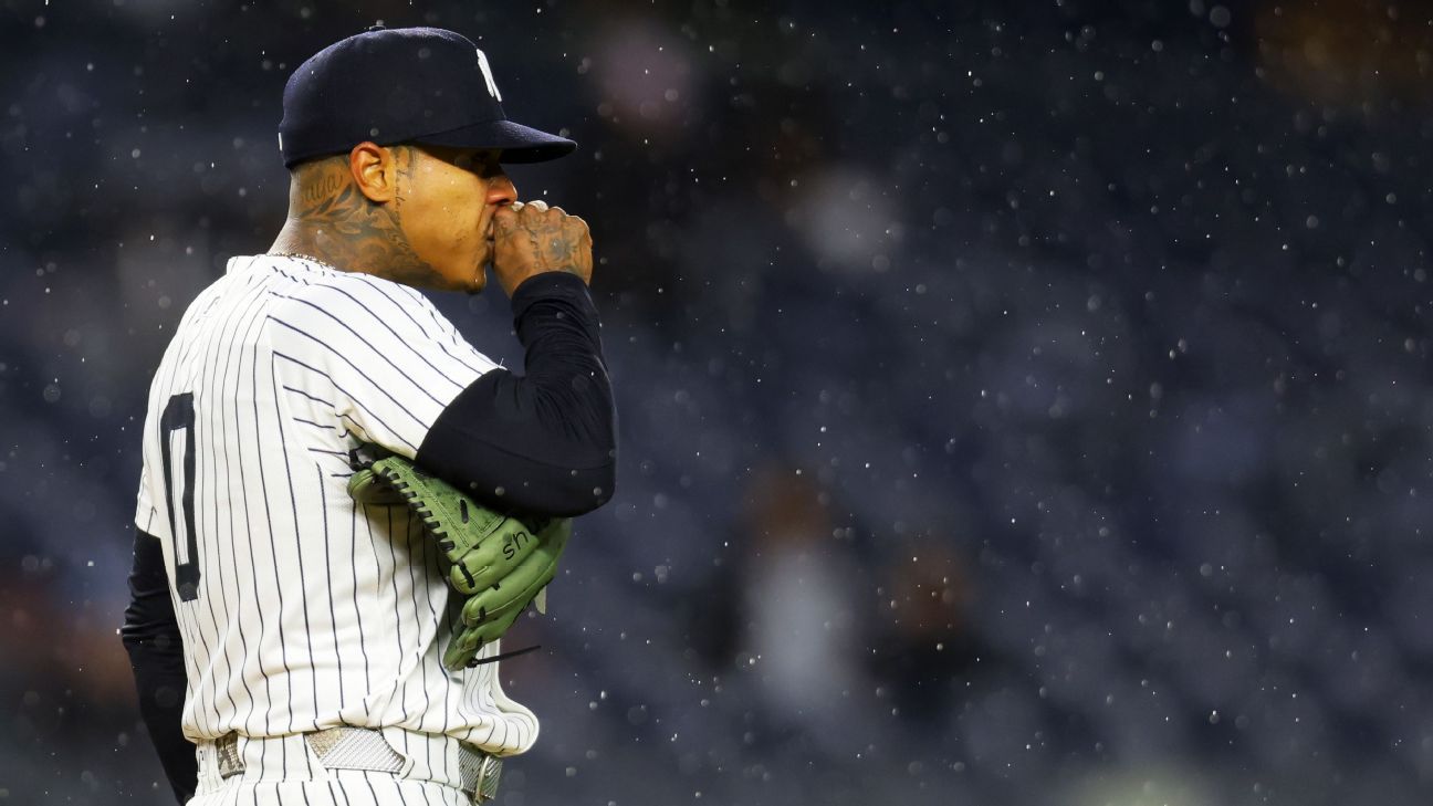 Stroman rocked, then hits hospital for knee tests