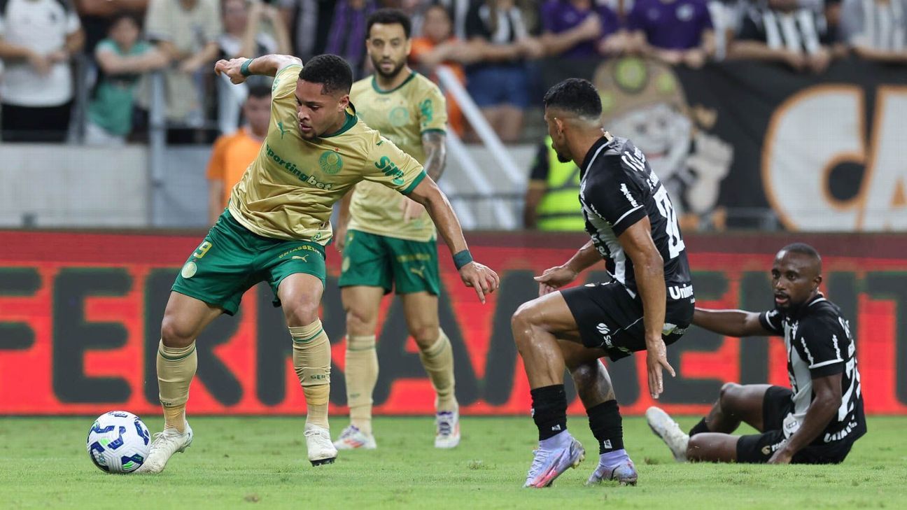 Jornal espanhol critica Vitor Roque por 'seca'
