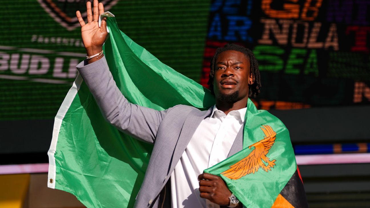 How a random comment led Man City fan Mapalo Mwansa to the NFL’s Panthers
