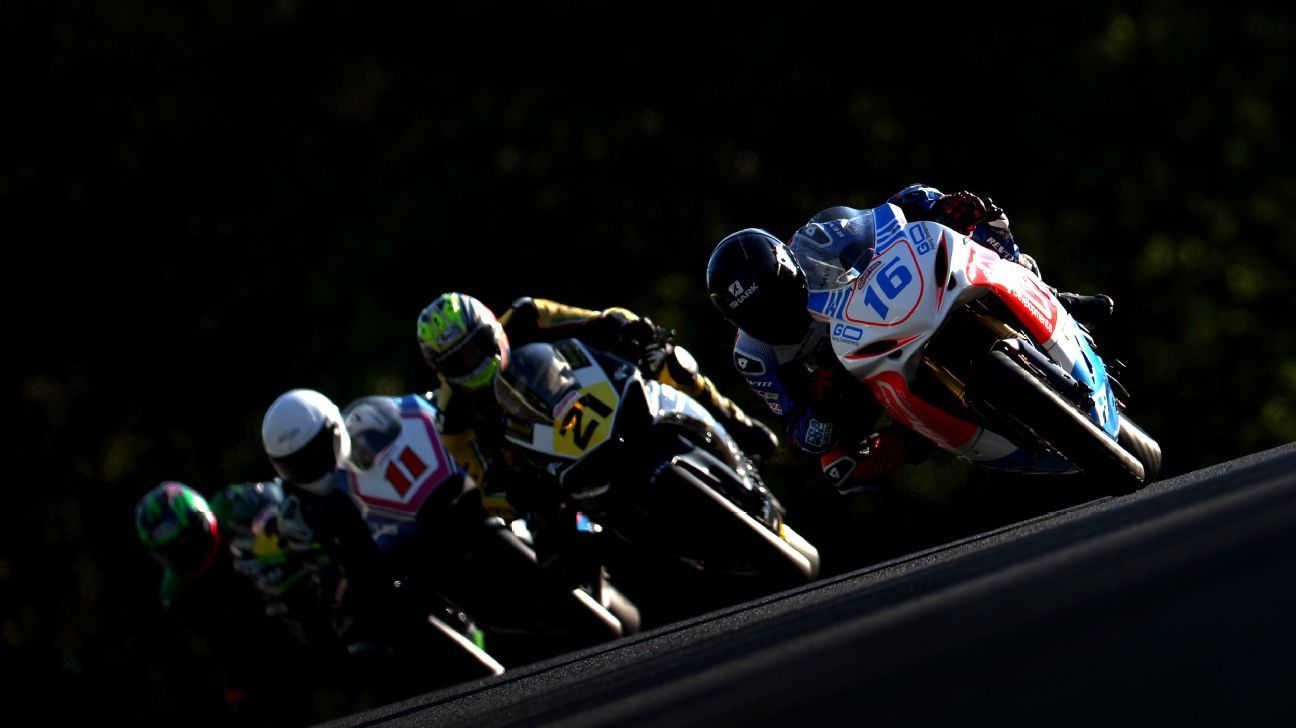 Two riders die in British Superbike race crash
