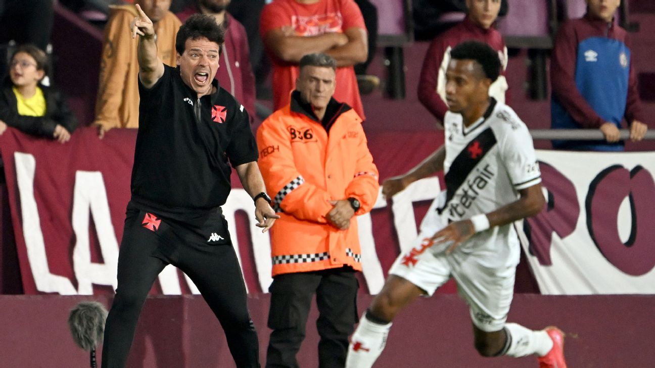 Na estreia de Fernando Diniz, Vasco perde para o Lanús, chega a 9 jogos sem vitória e se complica na Sul-Americana