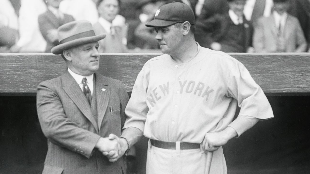 Mets vs. Yankees: 10 Epic Moments of the New York Baseball Rivalry