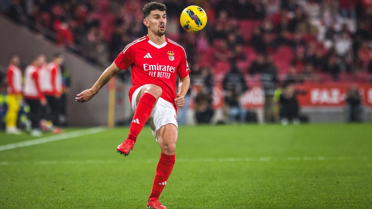Transfer rumors, news: Chelsea, Liverpool, PSG want Benfica star Araújo