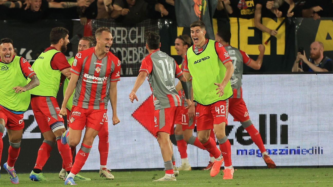 Cremonese promoted to Serie A with win over Spezia