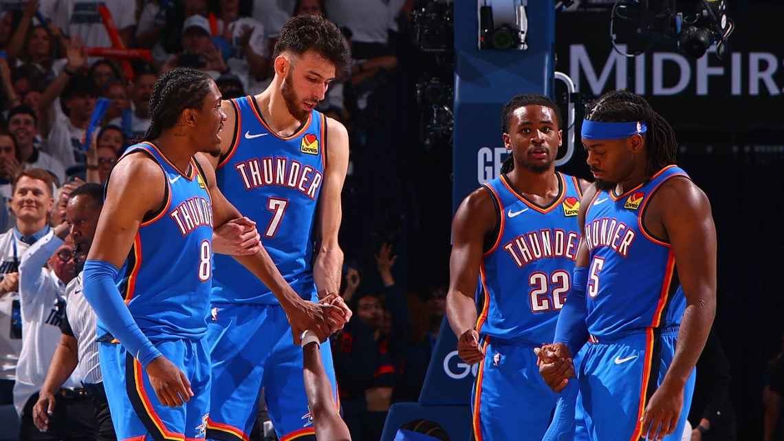 Oklahoma City Thunder defensive huddle