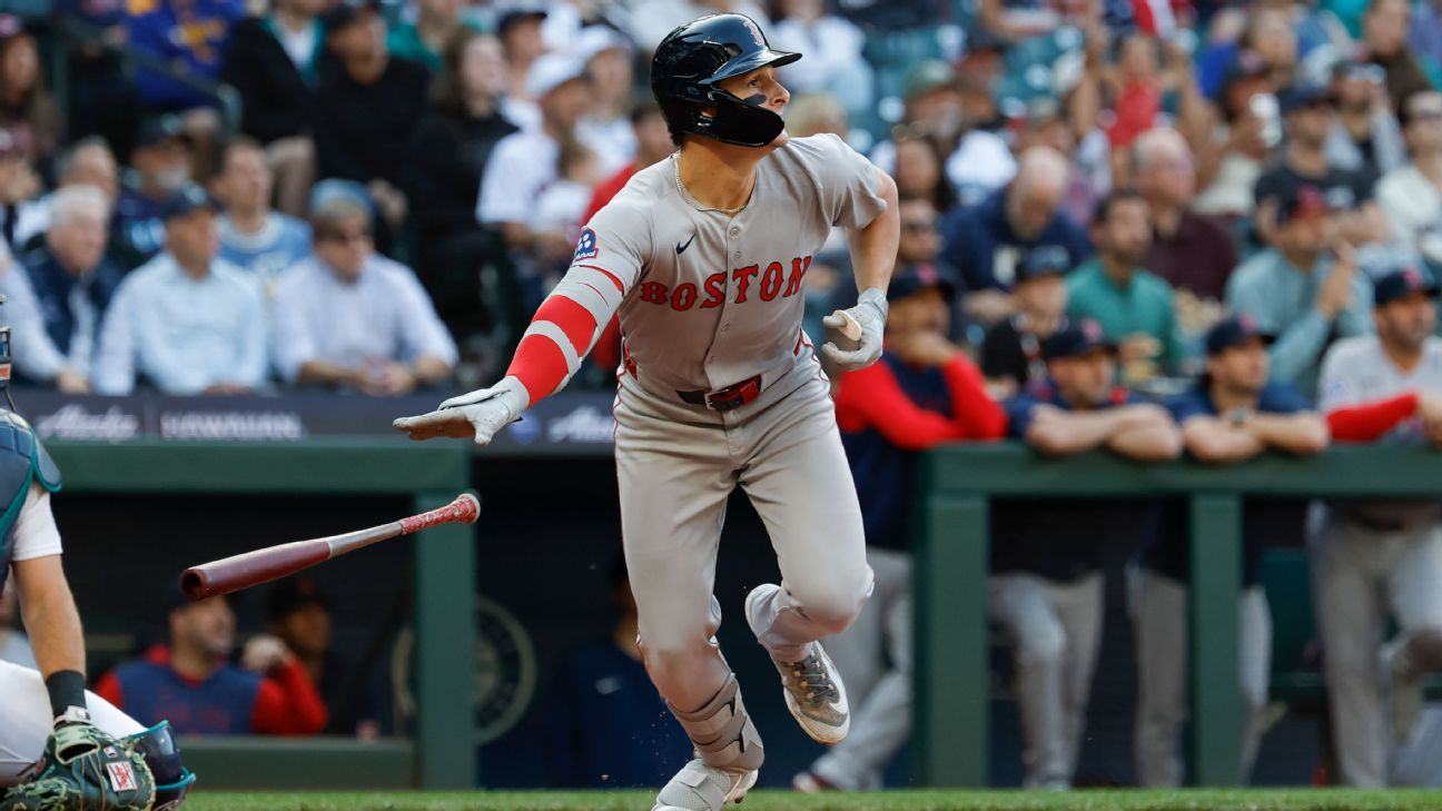 Top Red Sox prospect Roman Anthony hits first MLB home run