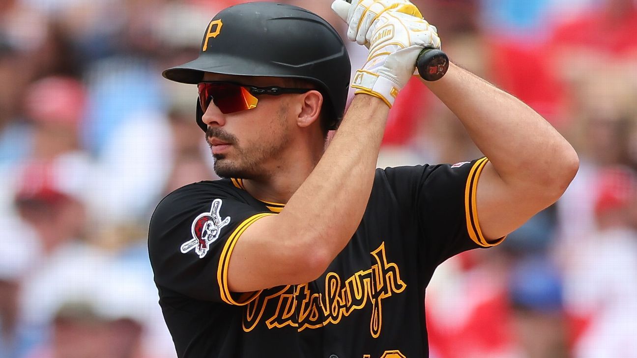 Pirates’ Reynolds exits early as wife goes into labor
