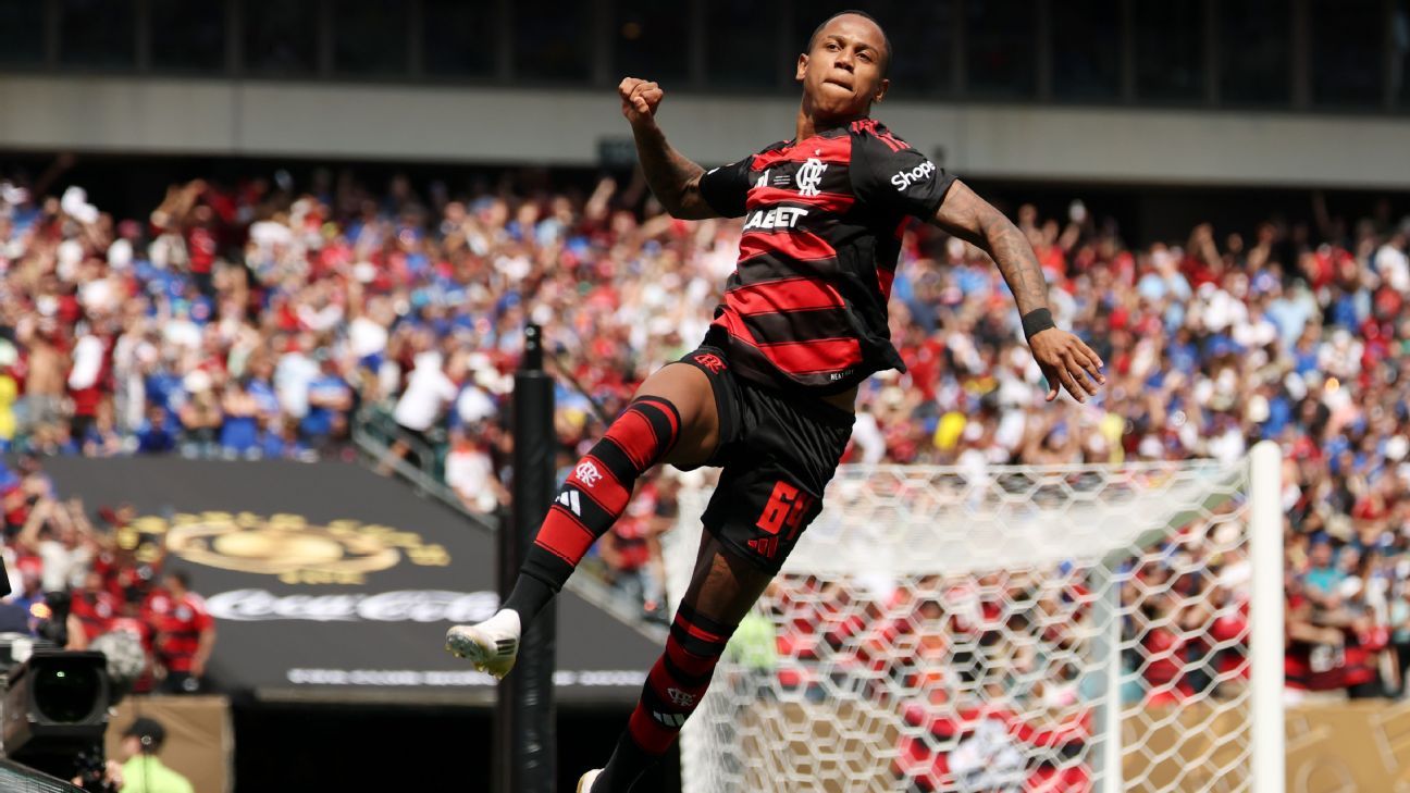 Wallace Yan Marca Gol Contra Chelsea no Mundial Após Jogar com Clube no Videogame.