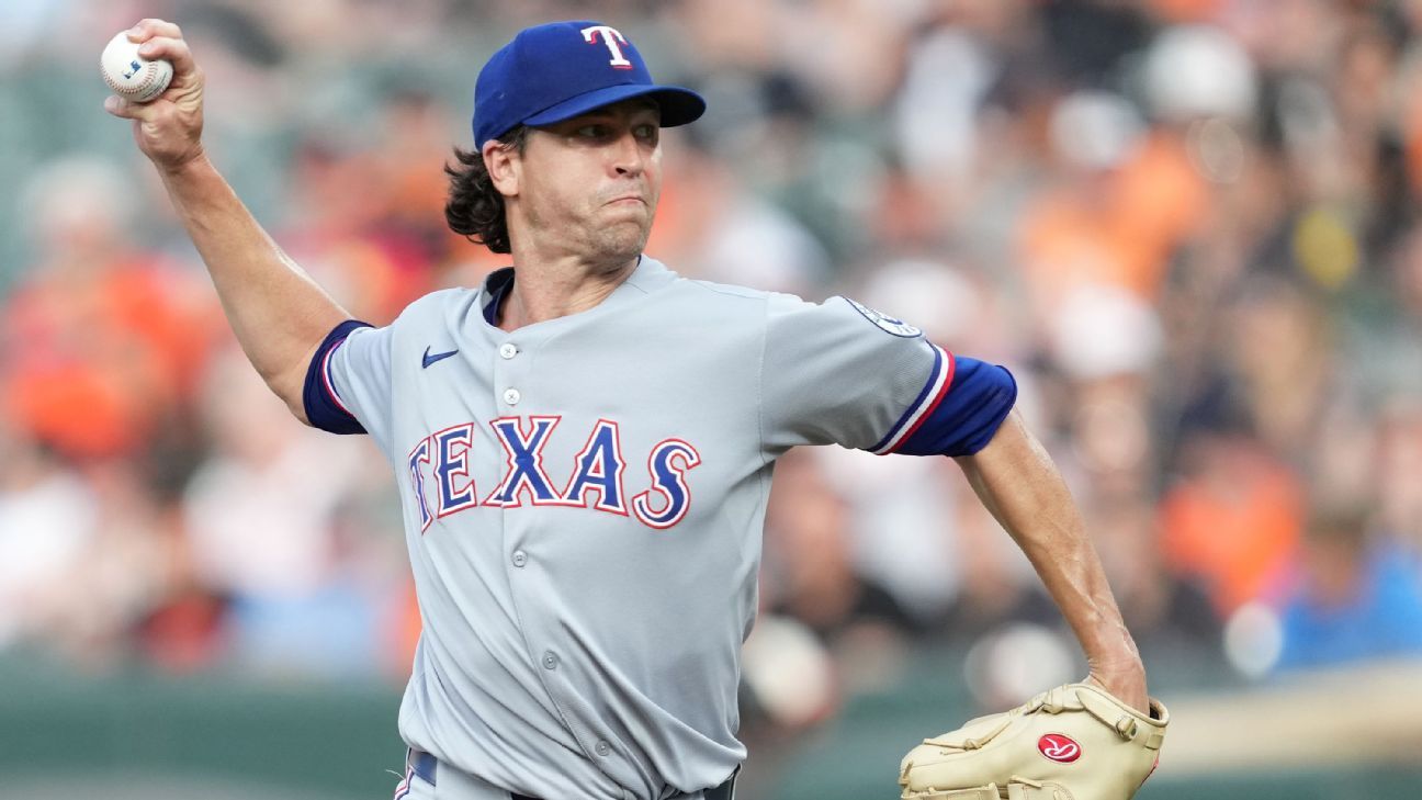 Texas All-Star deGrom marks month without win