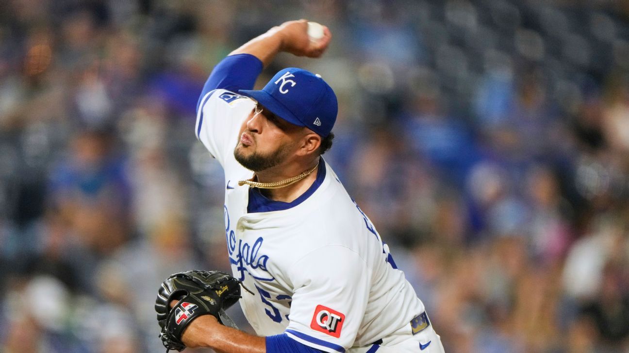 KC's Estévez replaces deGrom on  All-Star roster