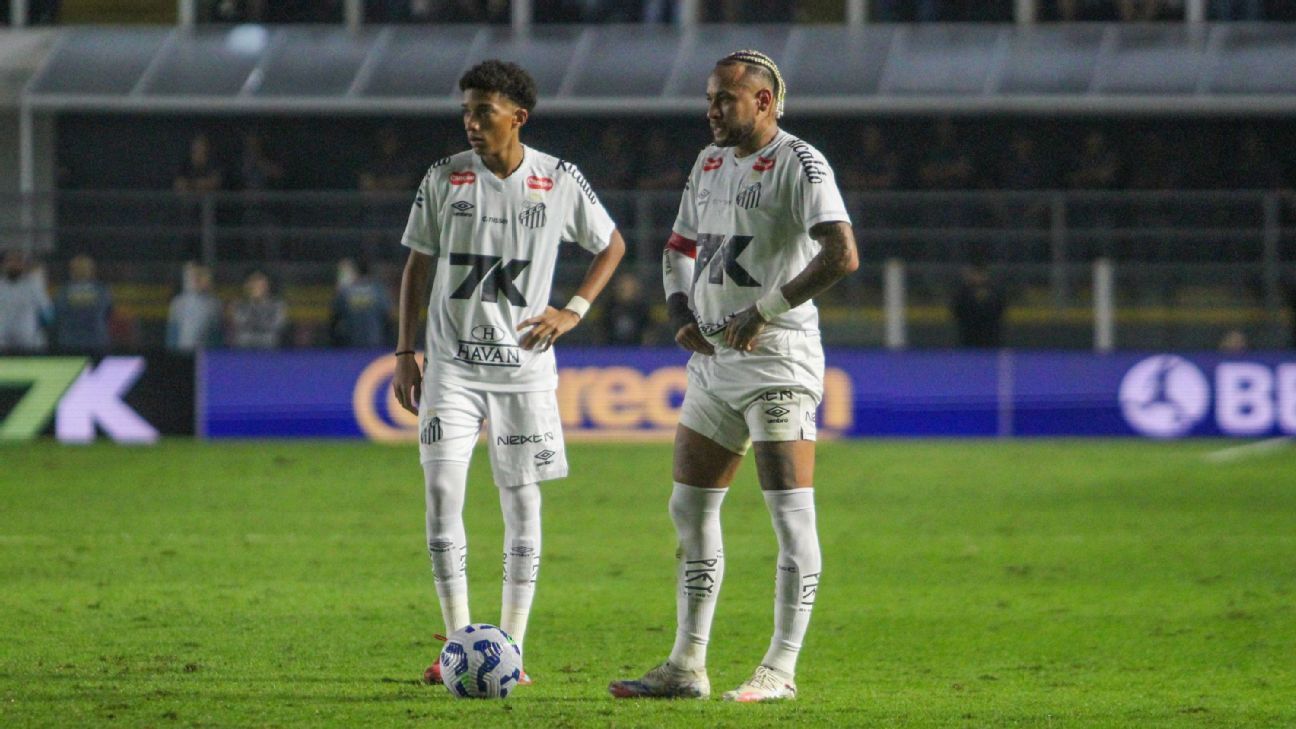Neymar elogia filho de Robinho e vê semelhança grande com o pai: 'Tem muito potencial'
