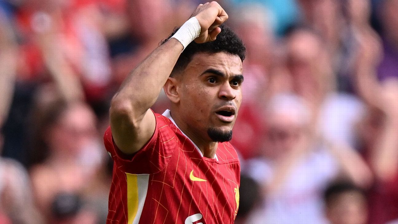Luis Díaz scored 41 goals in 148 games for Liverpool.