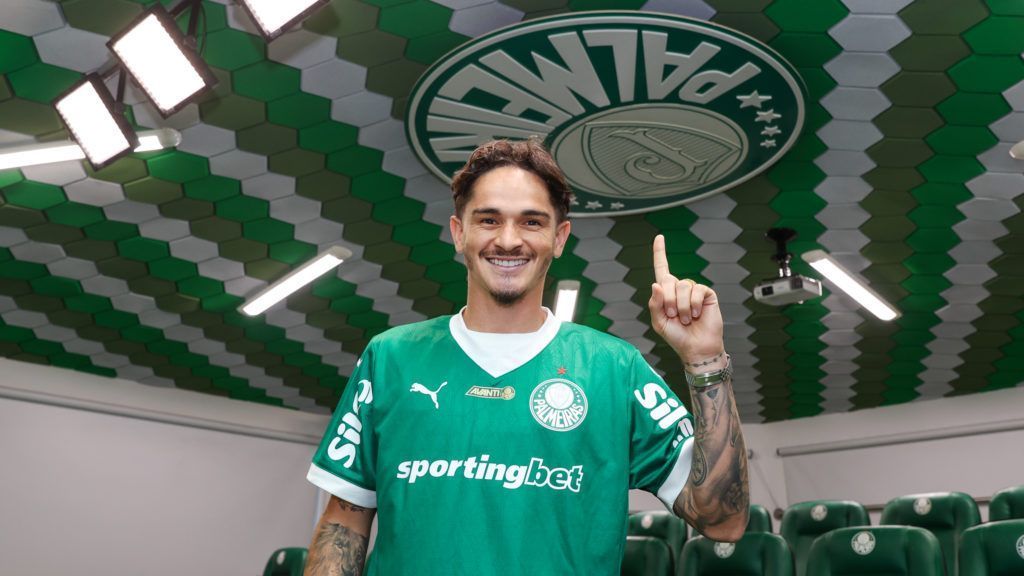 Reforço MILIONÁRIO e promissor! Palmeiras fecha com lateral ex-Felipão até 2030 
