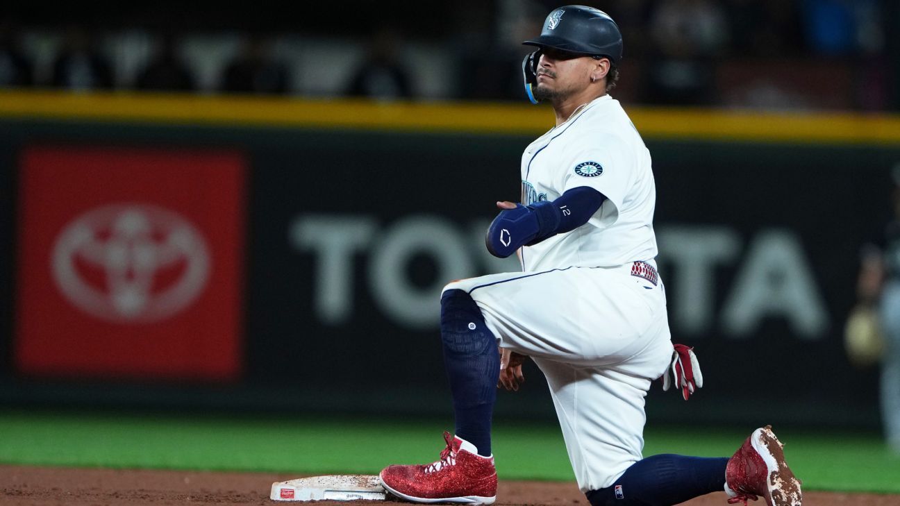 Seattle scrambles at first with Josh Naylor ailing