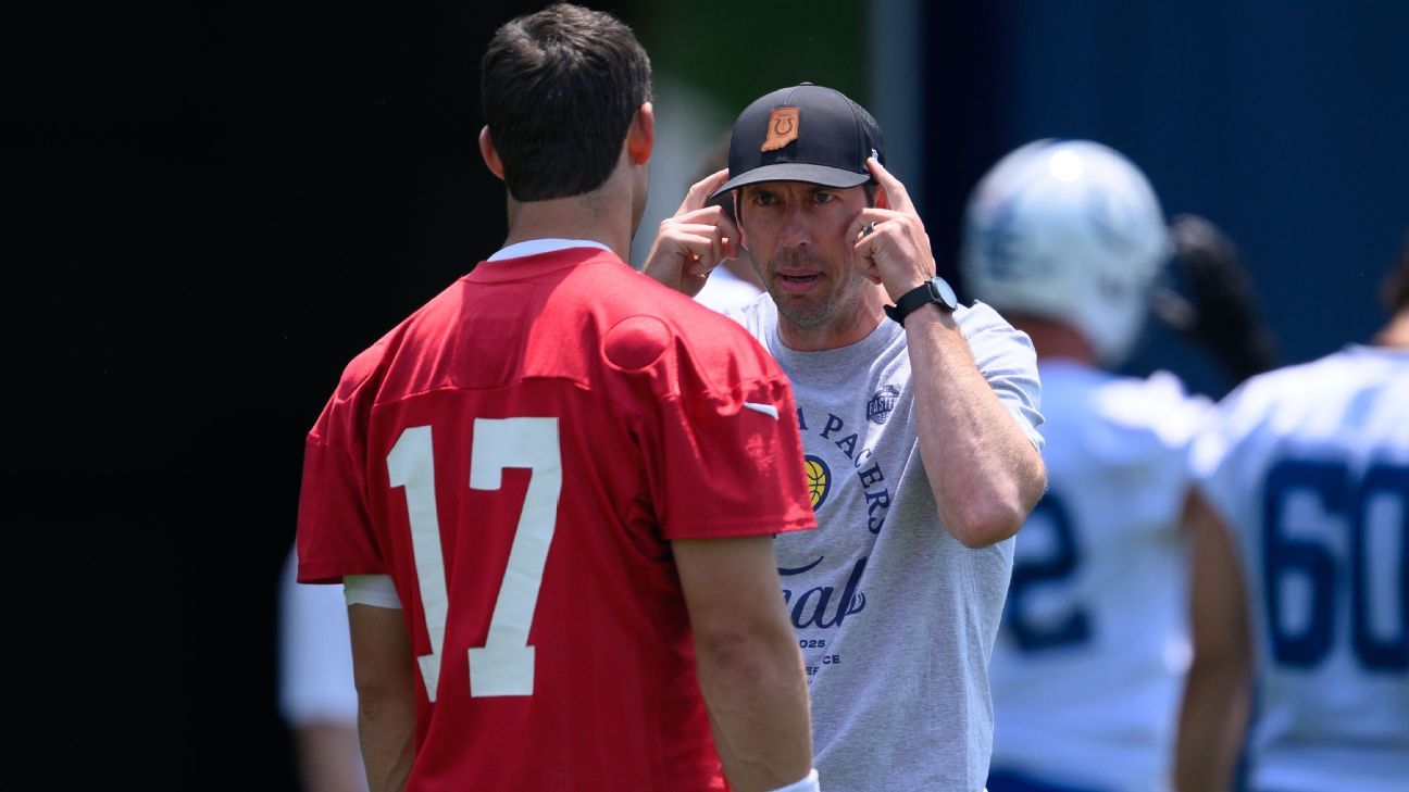 Shane Steichen, entrenador de los Colts