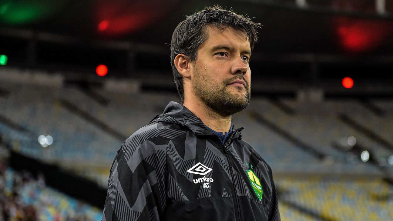 O Nosso Futebol Exportando Talento: Brasileiro é o Novo Reforço da Comissão Técnica do Liverpool