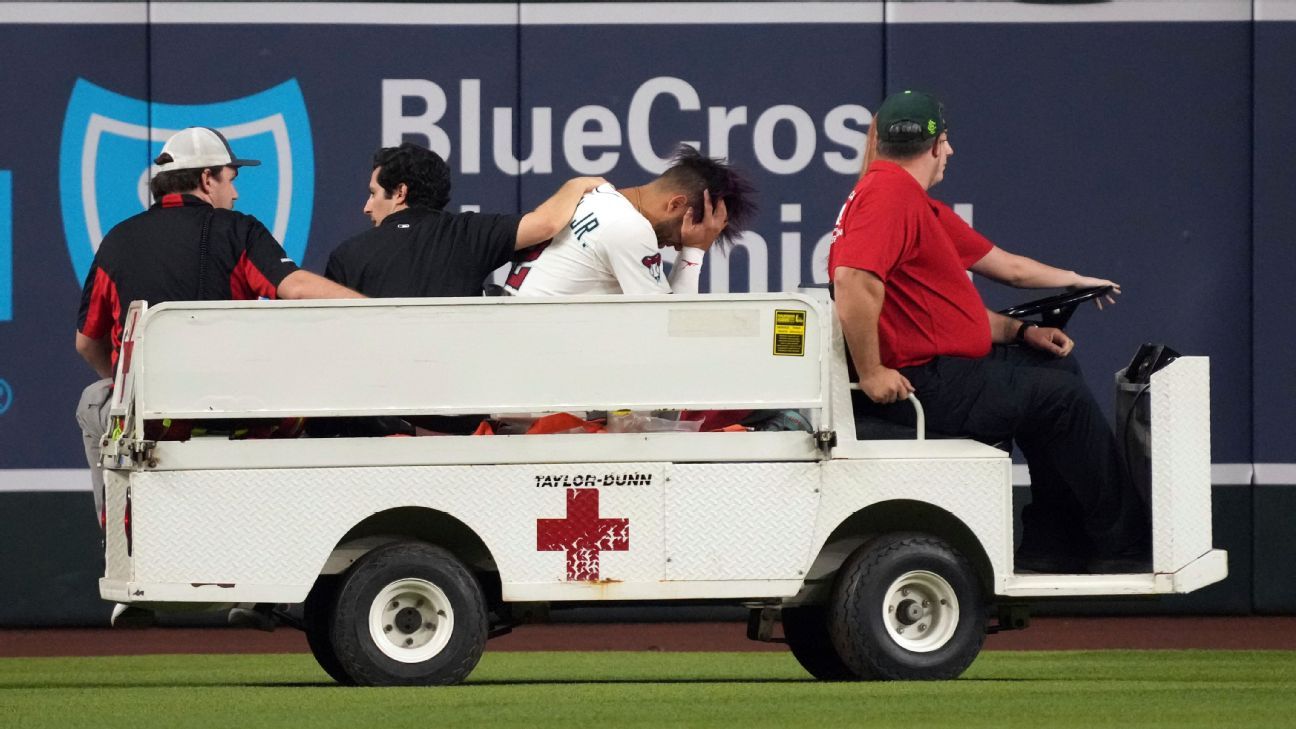 Diamondbacks lose Gurriel; A's still waiting on Kurtz
