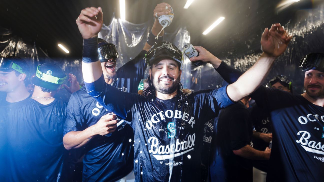 MLB playoff tracker: Dodgers, Mariners clinch divisions -- what else is at stake?