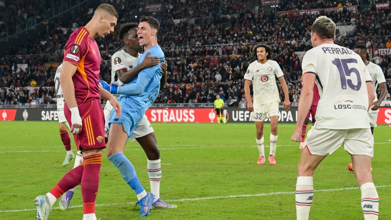 Noite Maluca na Europa: Ex-Flamengo Wesley Vê Roma Perder Três Pênaltis e Tropeçar