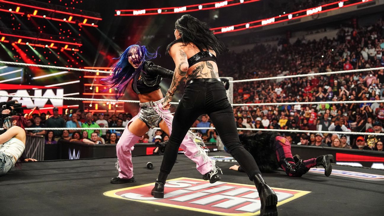 Rhea Ripley e Iyo Sky vs. Asuka y Kairi Sane