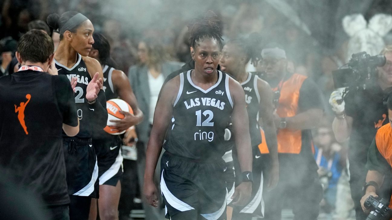 Chelsea Gray dished out 20 assists in the first two games of the WNBA Finals to help give the Aces a 2-0 lead over the Mercury.