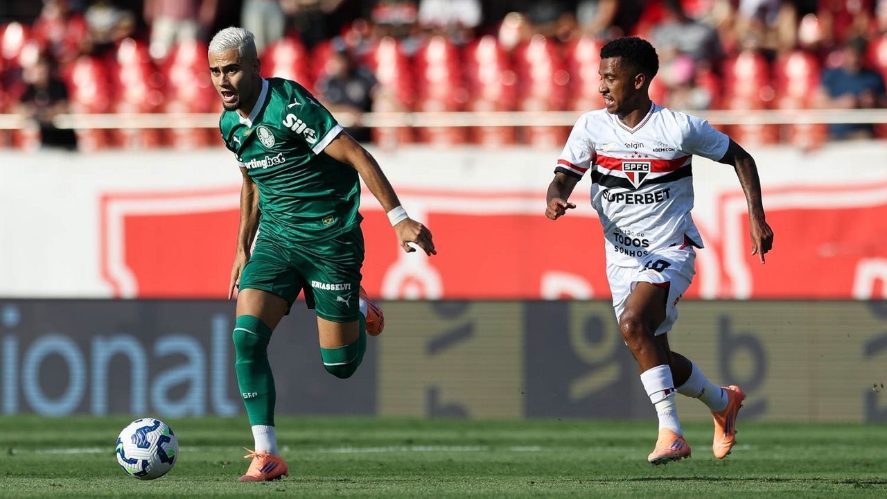 Andreas Pereira Se Defende Após Lance Quente em Clássico