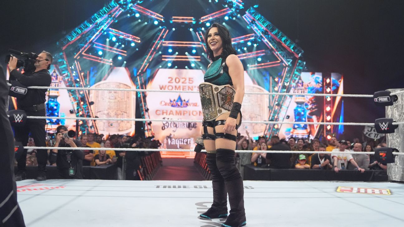 Stephanie Vaquer ganó su cuarto cinturón del año en Crown Jewel en Australia.