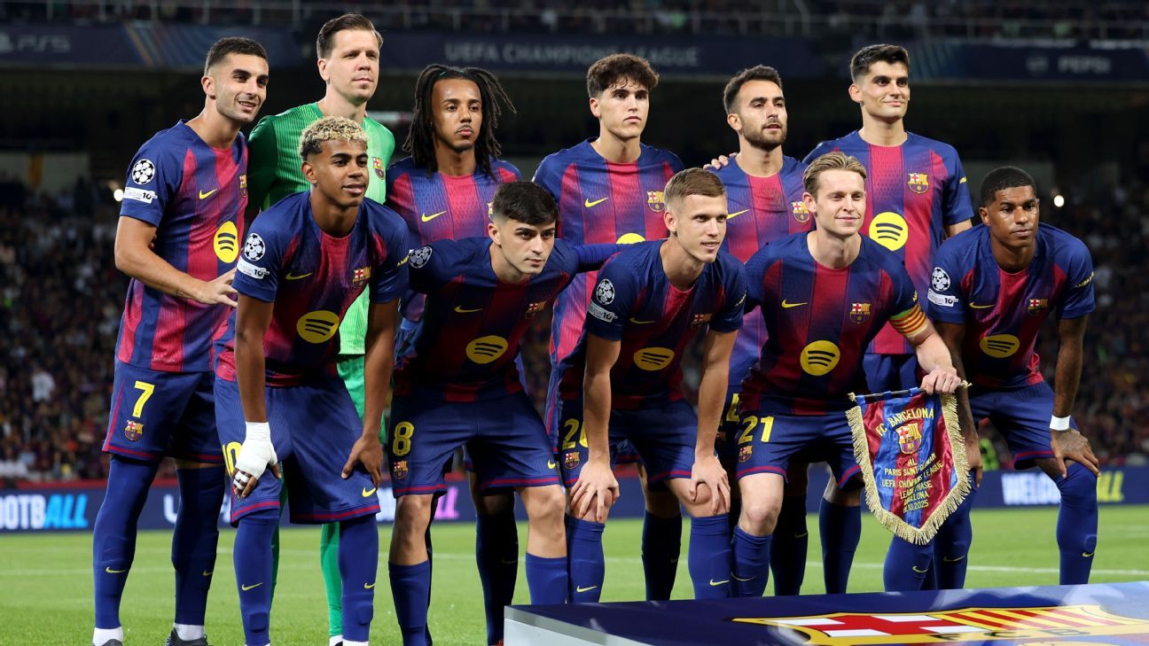 FC Barcelona y Ed Sheeran: Camiseta especial para el Clásico vs Real Madrid 2 Barcelona wear a special edition Ed Sheeran shirt for the Clásico against Real Madrid later this month.