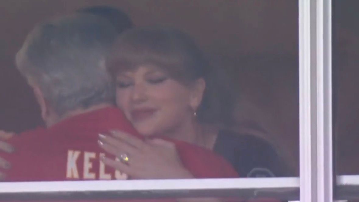 Taylor Swift and Caitlin Clark share suite together at Lions-Chiefs