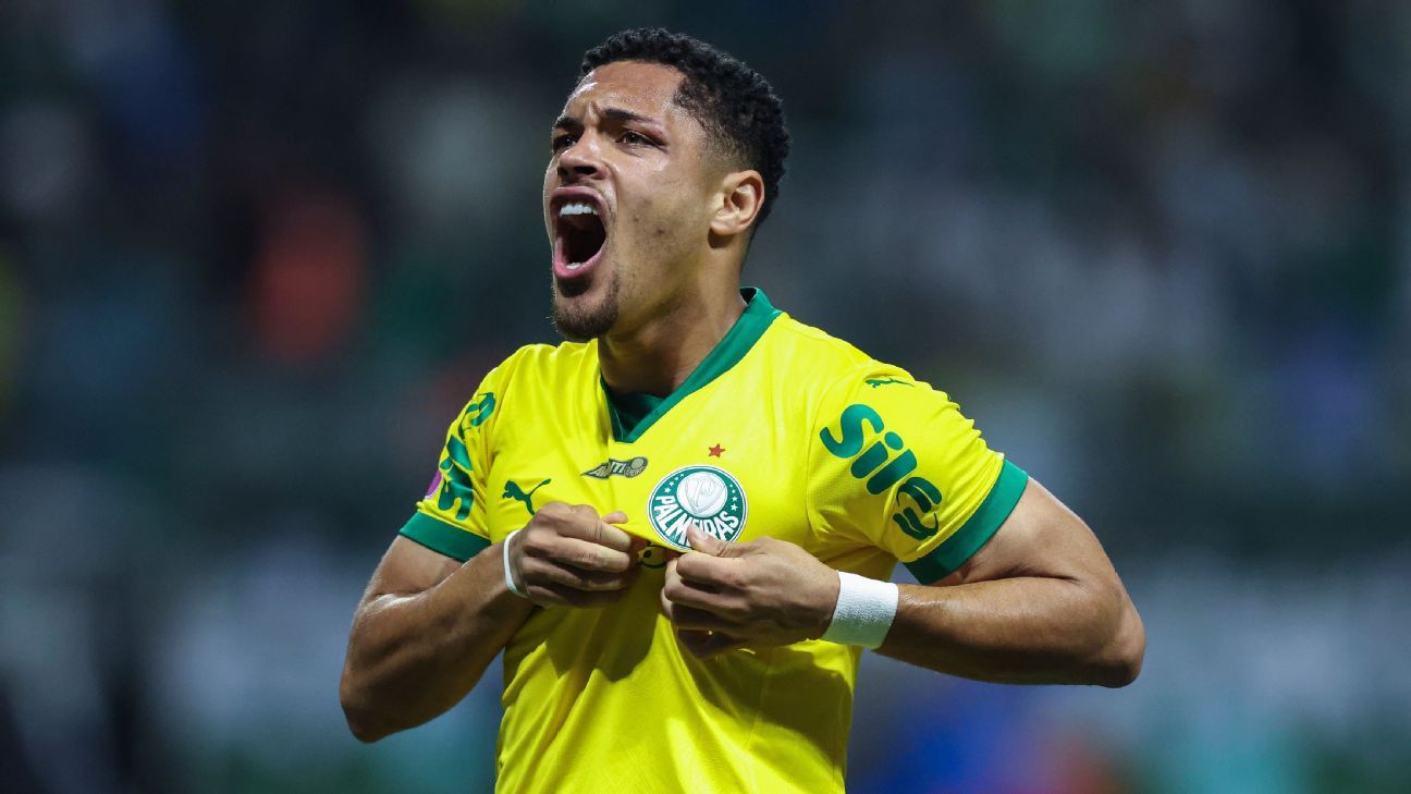 Vitor Roque é exaltado por jornais espanhóis por comandar 'furacão' Palmeiras: 'Carta na manga de Ancelotti'