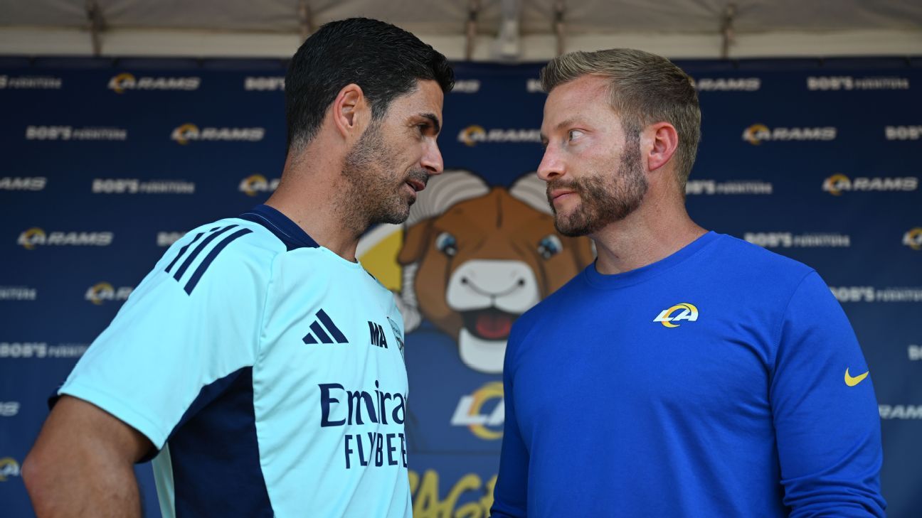 Arteta de Arsenal Aprende de McVay de Rams: Conexión y Admiración 1 Arsenal manager Mikel Arteta talks with LA Rams head coach Sean McVay during Arsenal's preseason visit to Los Angeles in 2024.